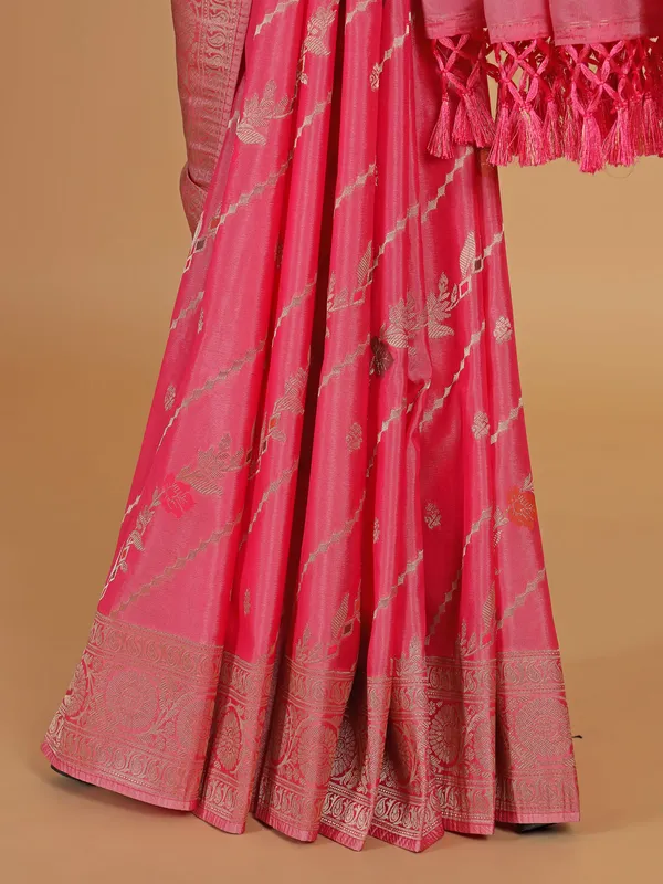 Pink stylish silk festive wear saree