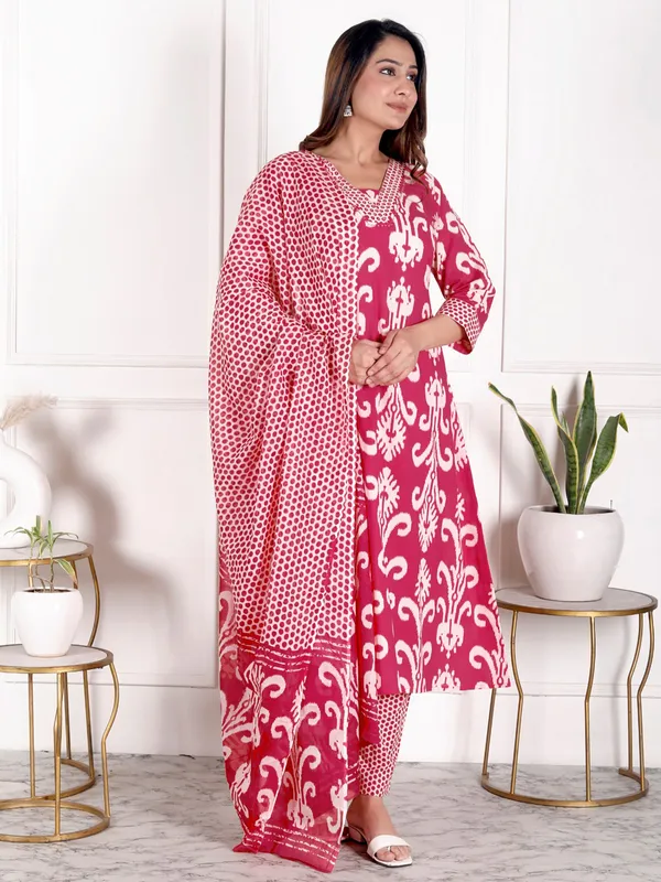 Pink women cotton silk kurti set