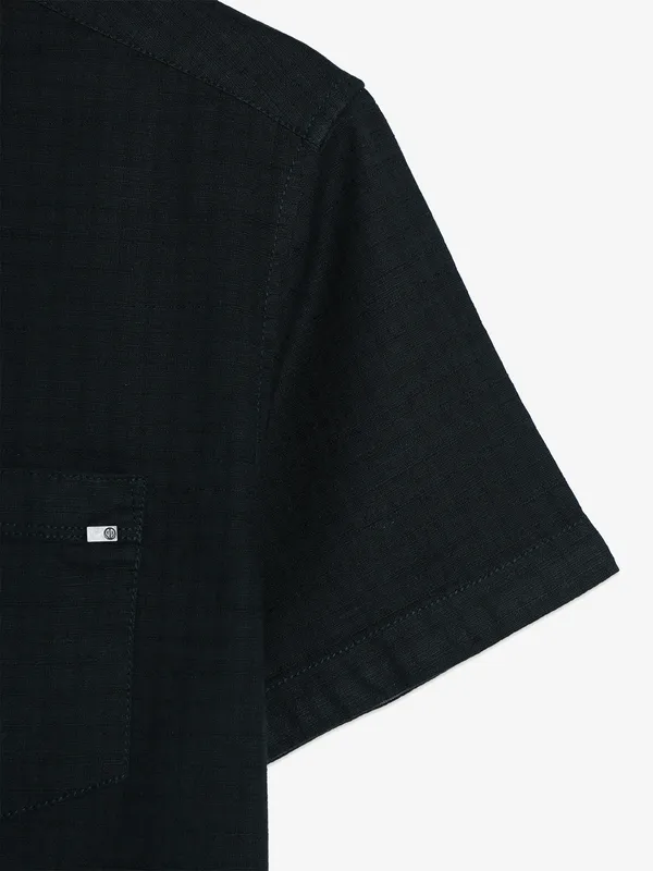 PIONEER bottle green texture shirt