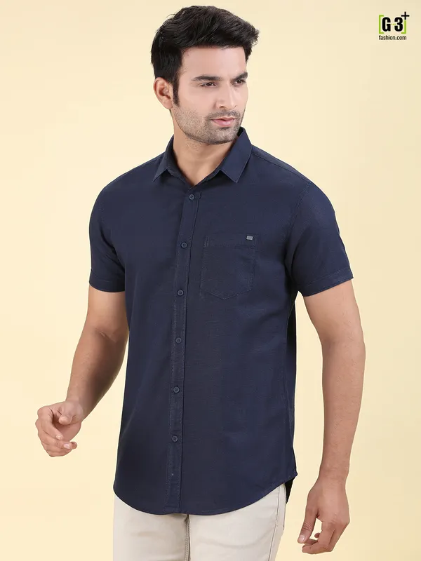 Pioneer presented navy solid shirt