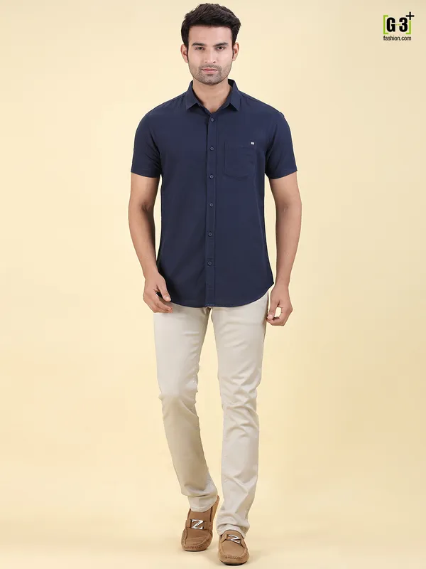 Pioneer presented navy solid shirt