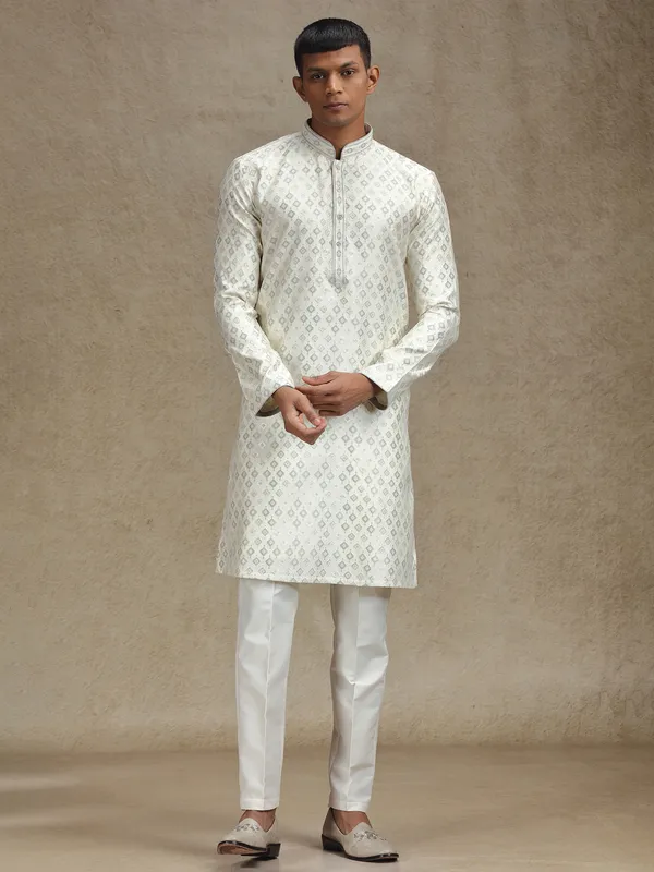 Pista green and cream kurta pajama set in zari