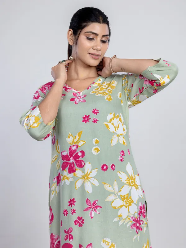 Pista green cotton printed kurti for women