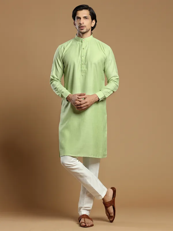 Pista green festive wear solid men kurta set in cotton