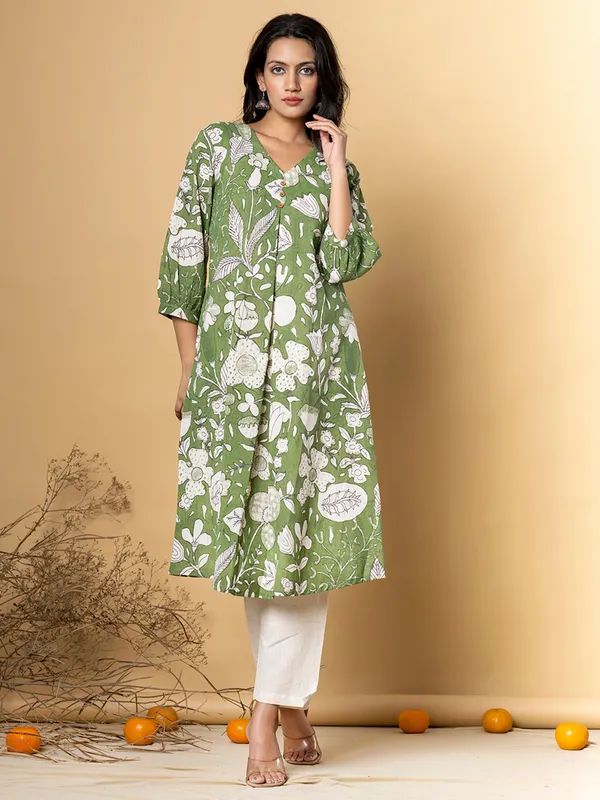 Pista green women kurti set in cotton silk
