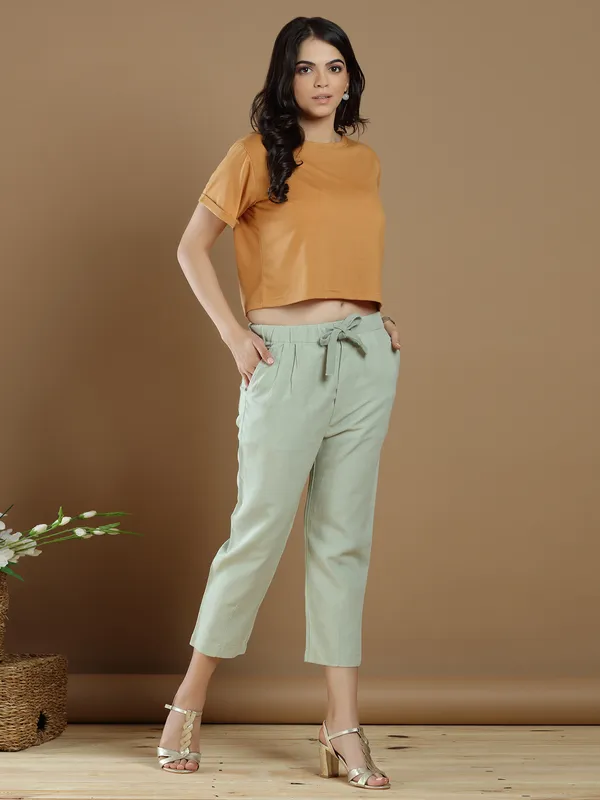 Pistachio green cotton plain pant for casual wear