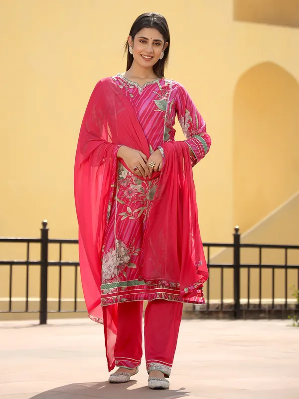 Pretty dark pink cotton kurti set