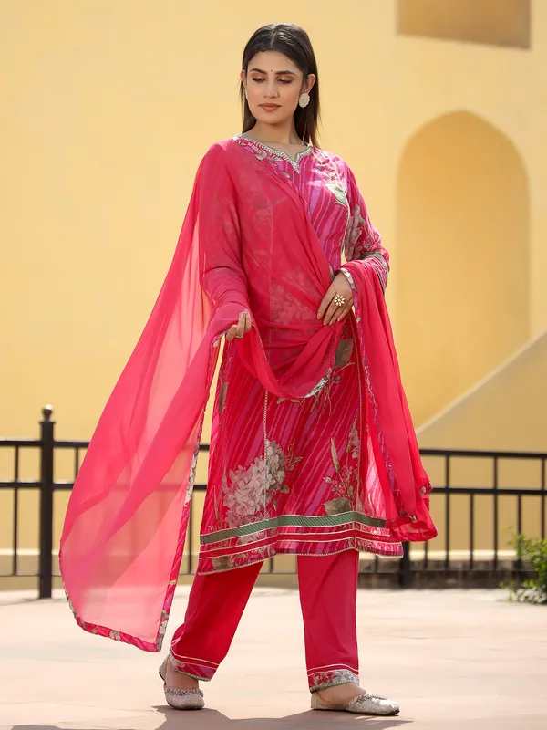 Pretty dark pink cotton kurti set