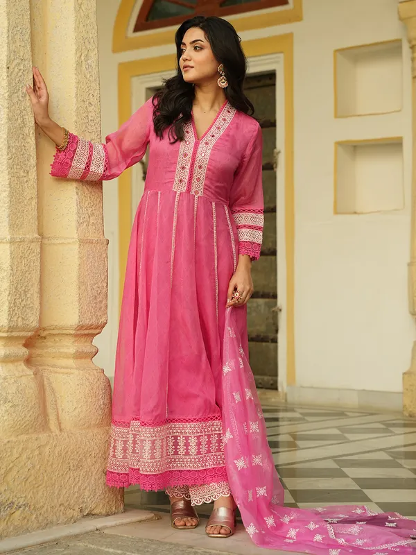 Pretty pink printed kurti set with dupatta
