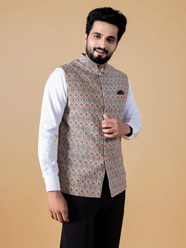 Printed beige waistcoat in silk