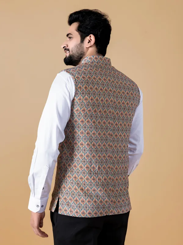 Printed beige waistcoat in silk
