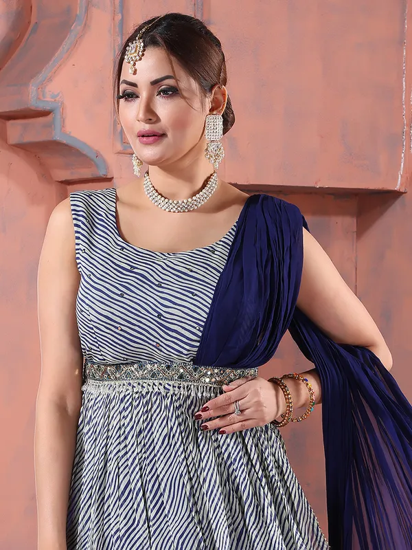 Printed blue and white georgette palazzo suit