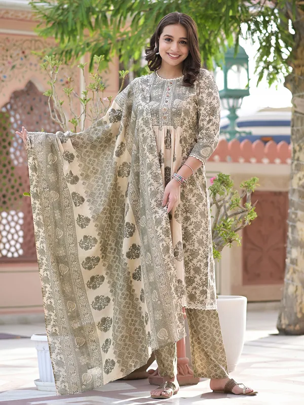 Printed cotton cream casual pant set