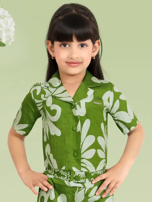 Printed green cotton co ord set for girls