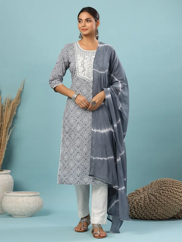 Printed grey hue cotton pant suit for casual