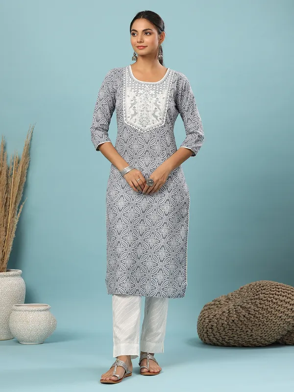 Printed grey hue cotton pant suit for casual