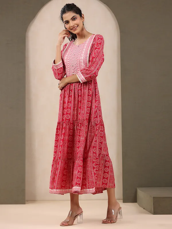 Printed magenta cotton kurti for casual