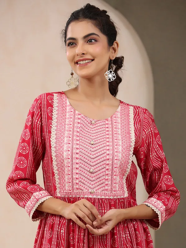 Printed magenta cotton kurti for casual