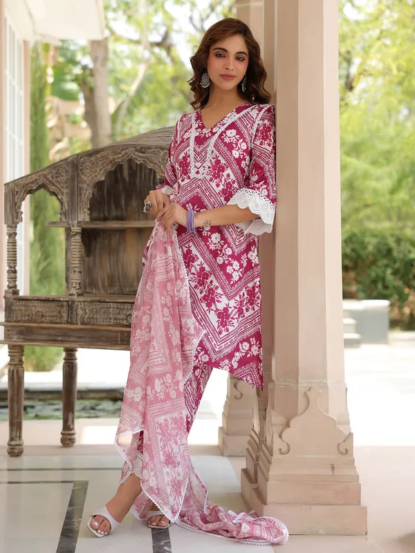 Printed magenta cotton kurti set
