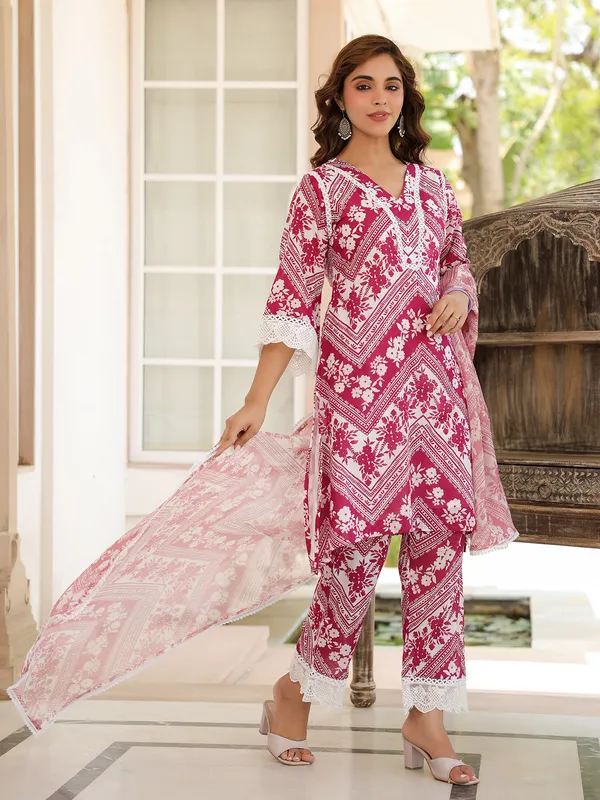 Printed magenta cotton kurti set