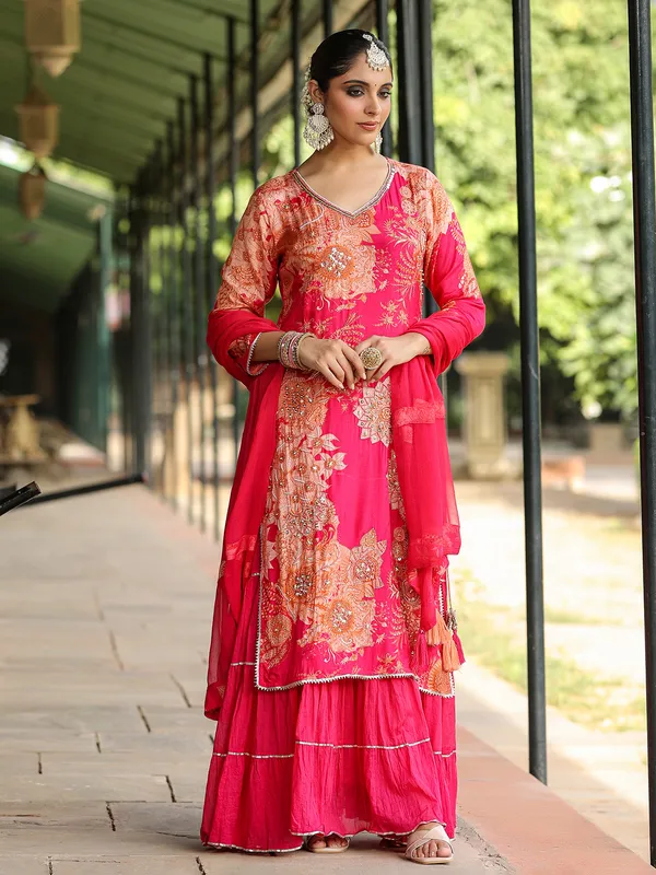 Printed magenta long kurti with dupatta
