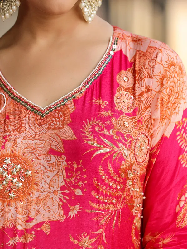 Printed magenta long kurti with dupatta