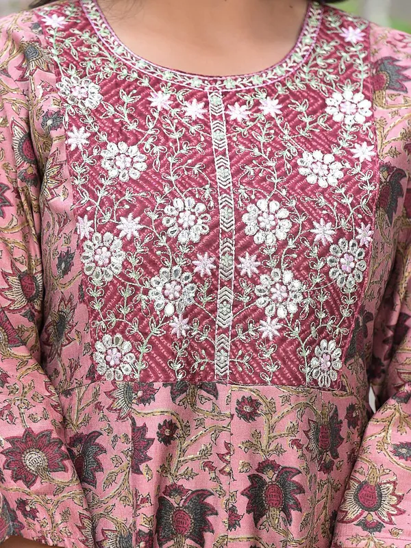 Printed mauve pink crepe kurti set