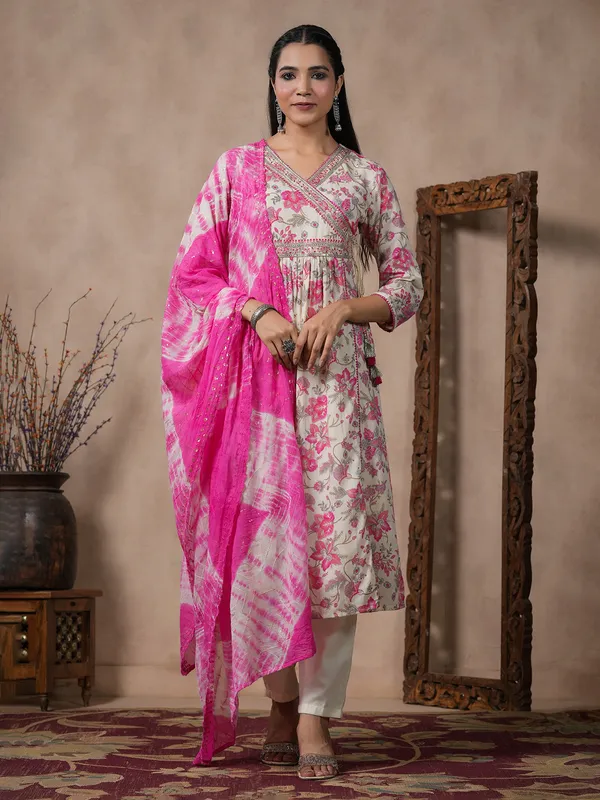 Printed pink and off white kurti set