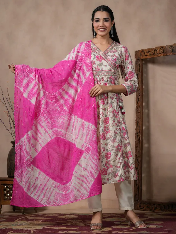 Printed pink and off white kurti set