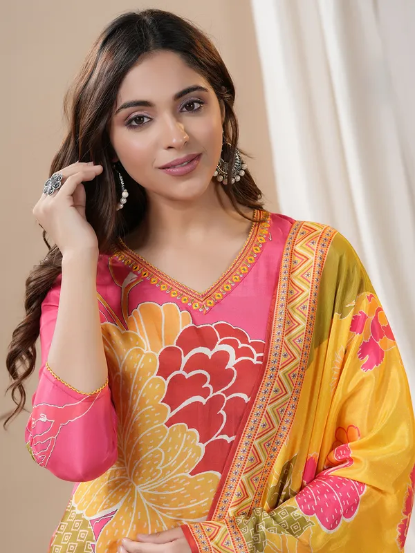 Printed pink kurti set in silk