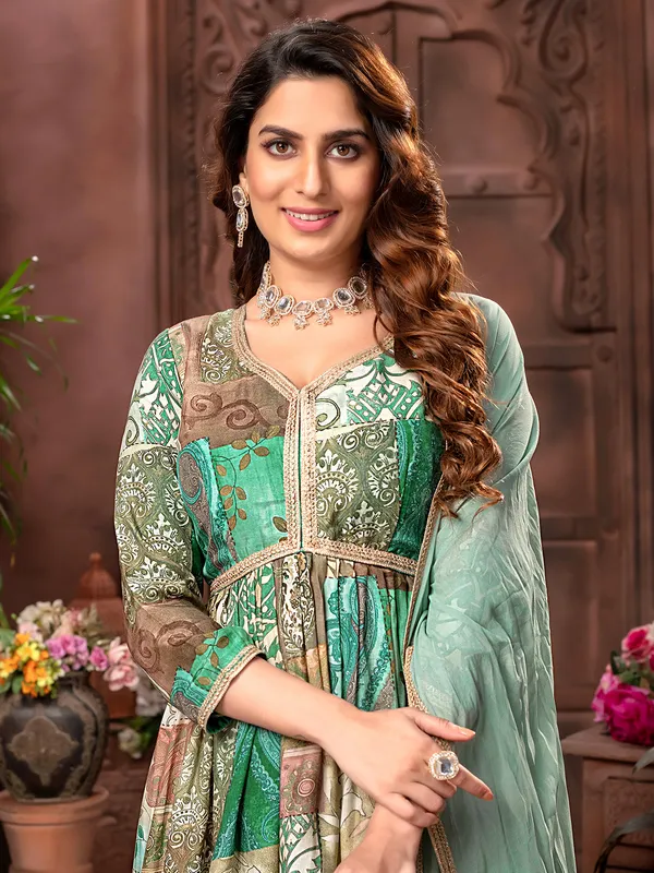 Printed silk green palazzo suit