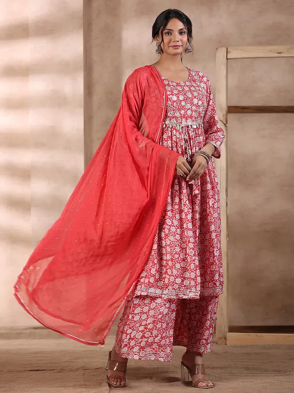 Printed silk palazzo set in red