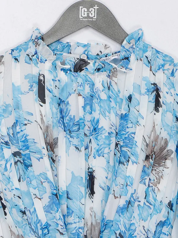 Printed sky blue georgette crop top
