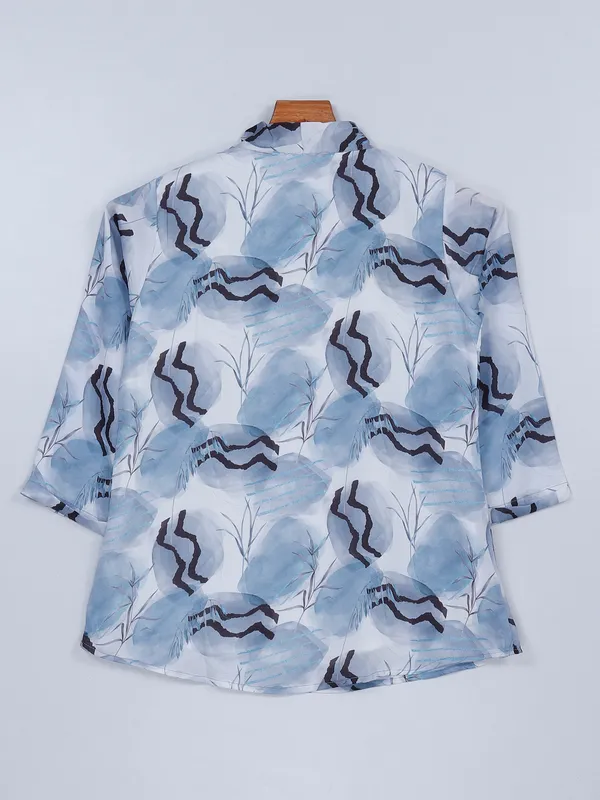Printed sky blue top for casual