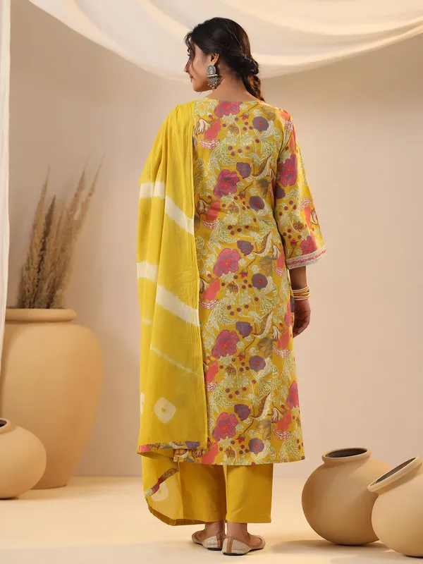 Printed yellow kurti set in silk