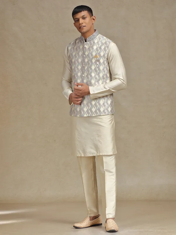 Purple and cream waistcoat set with exquisite detailing