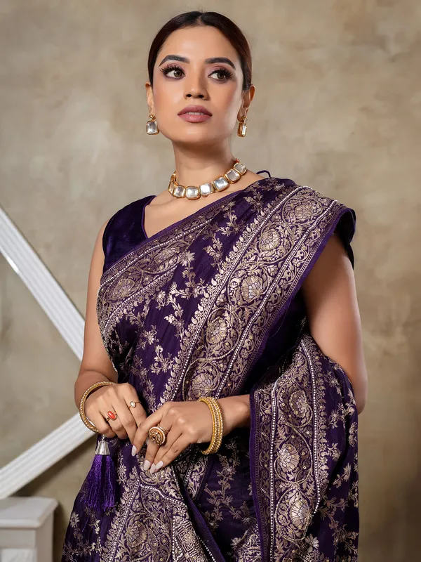 Purple dola silk saree with rich zari accent
