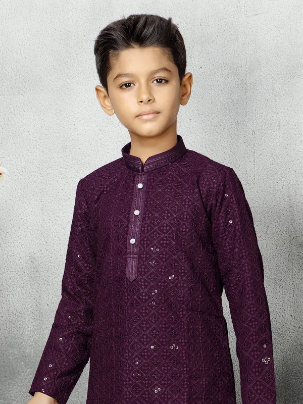 Purple embroidery kurta suit in silk