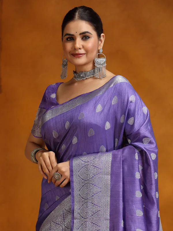 Purple silk saree for fetive wear