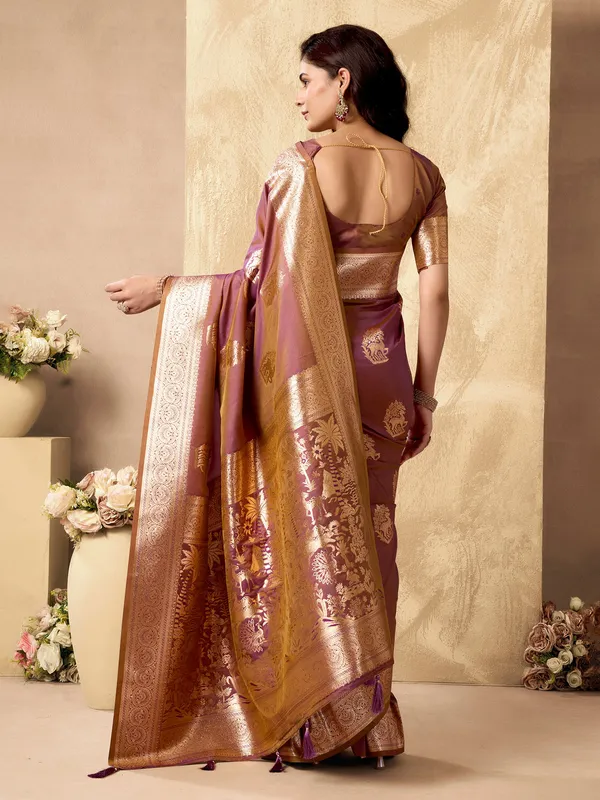 Purple silk saree for glam festive look