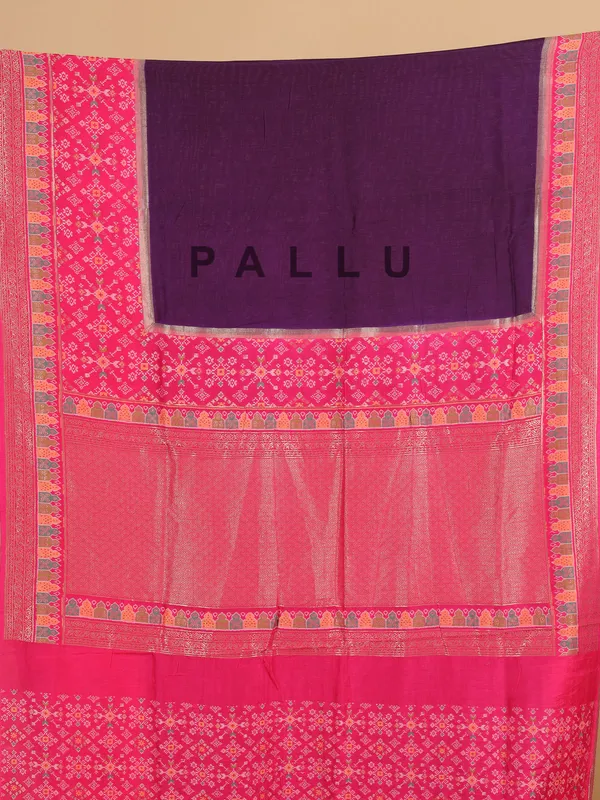 Purple silk saree with bold pink border