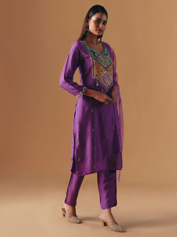 Purple silk sweetheart salwar suit with dupatta