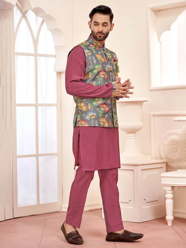 Radiant bright wine waistcoat set with fine craftsmanship