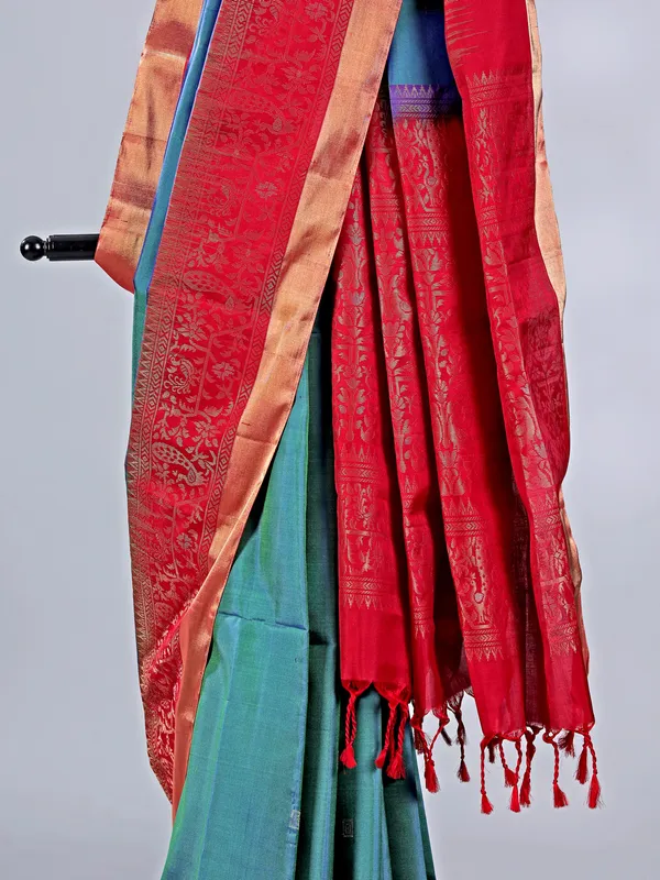 Rama green banglori silk saree with zari detailing
