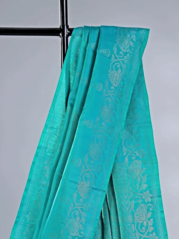 Rama green silk saree with traditional zari work