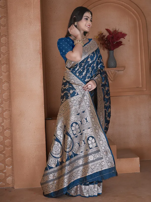 Rama green silk saree with zari embellishment
