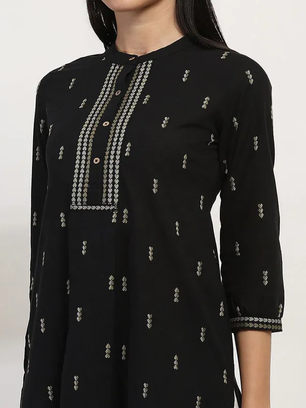 RANGRITI black cotton kurti with printed