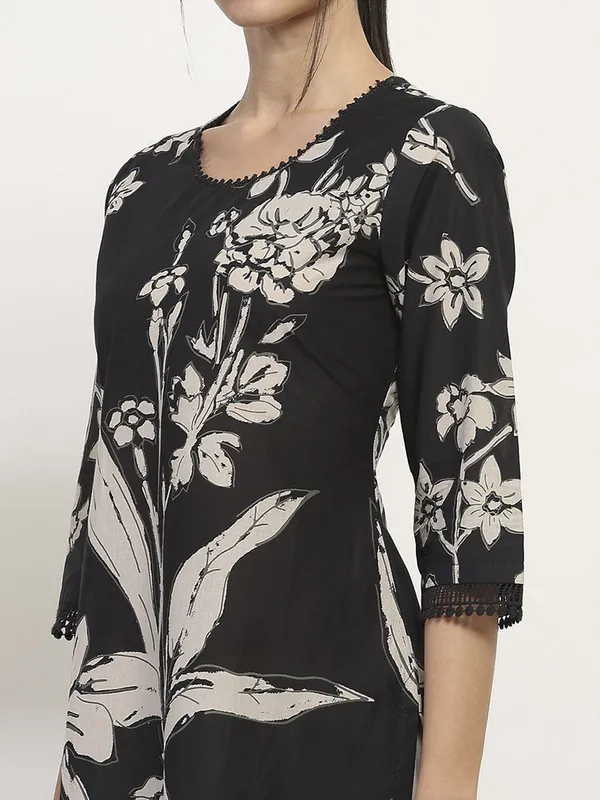 RANGRITI black cotton printed kurti