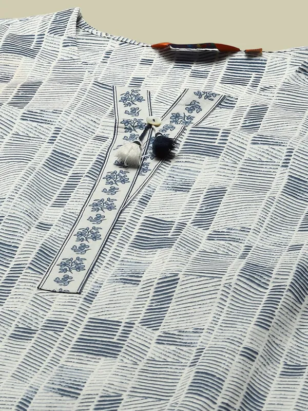 RANGRITI blue printed straight kurti
