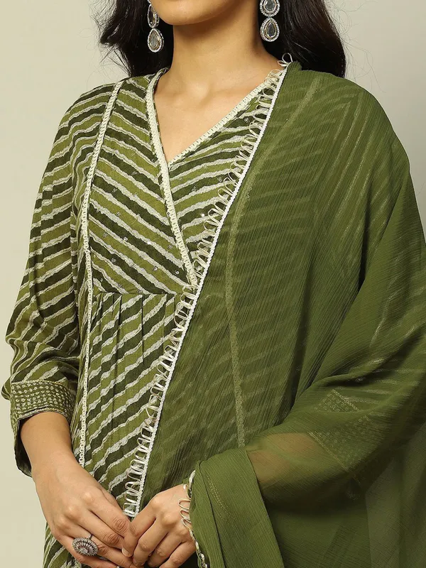 RANGRITI green stripe cotton kurti set